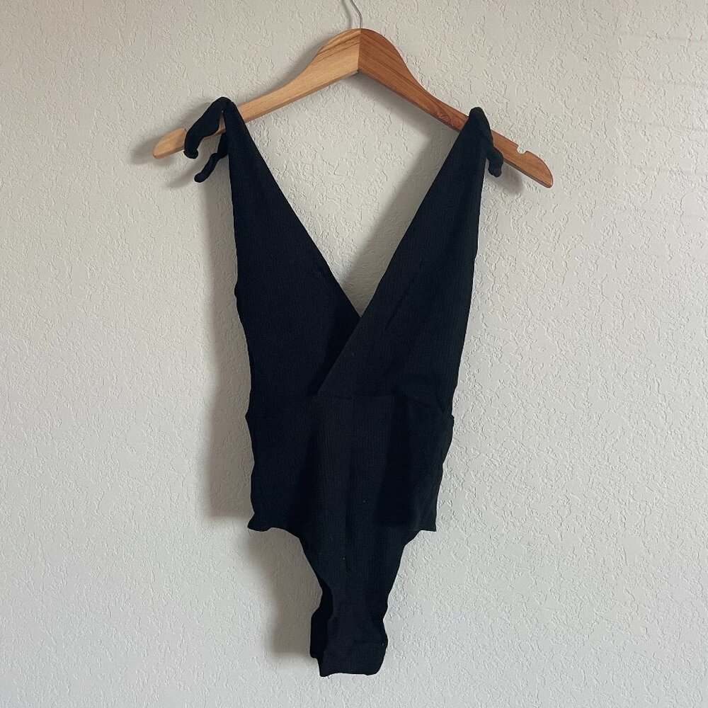 Reformation Deep Plunge Black Bodysuit - XS